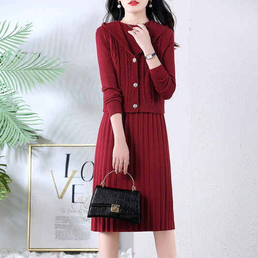 Robe en tricot élégante pour femmes avec grand col et détails de boutons Chic und Stil