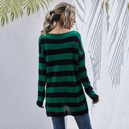 Pull décontracté pour femmes avec encolure asymétrique et design rayé Chic und Stil