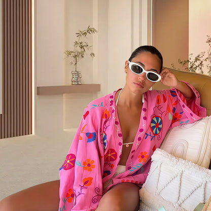 Ladies beach kimono with colorful floral pattern and relaxed fit Chic and Style