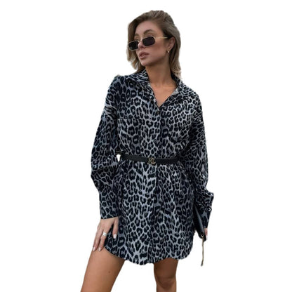 Robe chemise à motifs zèbres pour femmes avec ceinture à nouer à la taille Chic und Stil