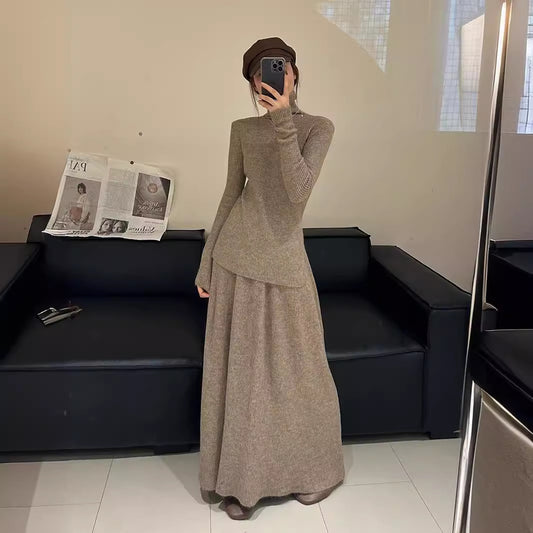 Robe en tricot élégante pour femmes avec col roulé étroit et coupe longue Chic und Stil