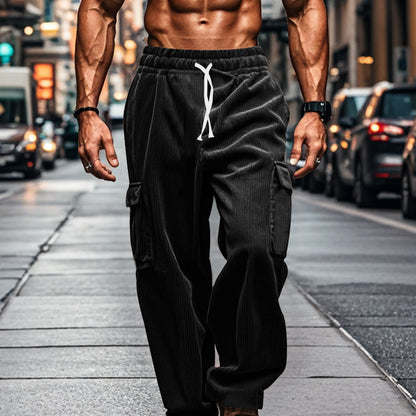 Casual cargo pants for men with an urban style featuring practical pockets and an elastic waist Chic and Style