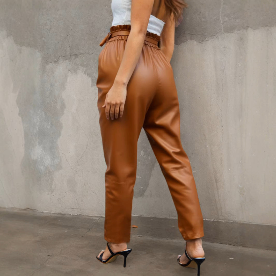 High-waisted faux leather pants for ladies with belt Chic und Stil