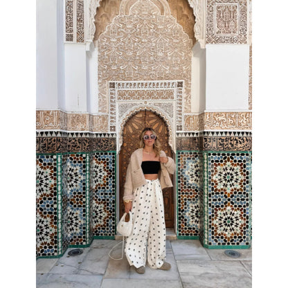 Casual flared pants for women with trendy print Chic und Stil