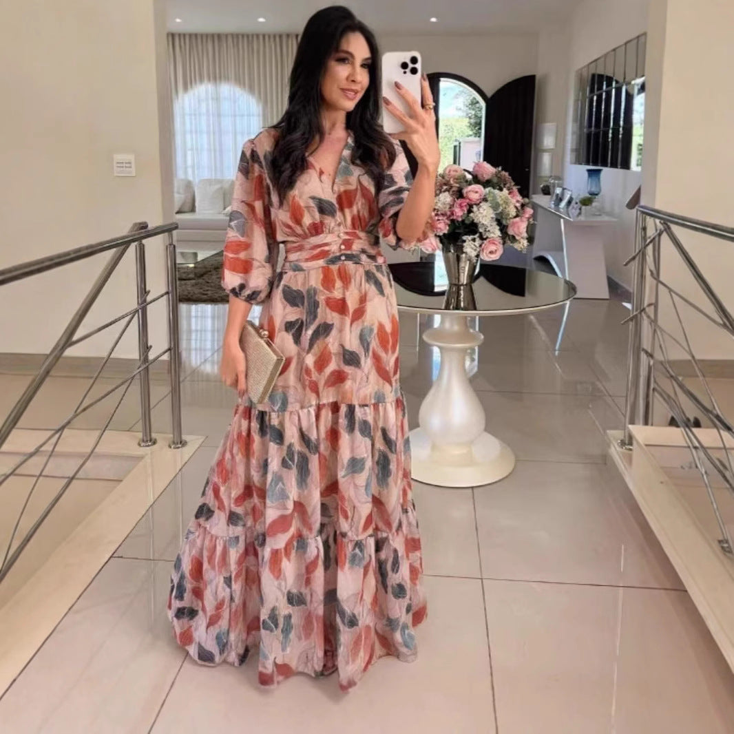 Robe maxi pour femmes avec motif de feuilles colorées et ceinture cintrée Chic und Stil