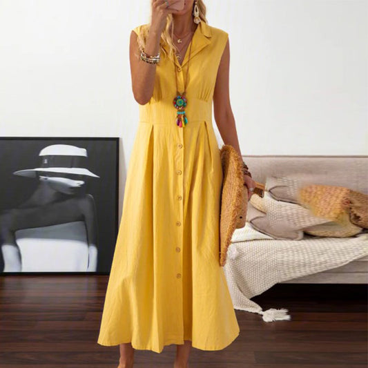 Robe maxi femme avec patte de boutonnage et coupe polyvalente Chic und Stil