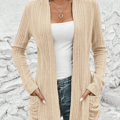 Cardigan long femme avec une fine structure en rib et des poches pratiques Chic und Stil