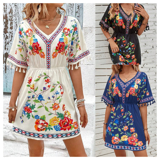 Robe de loisirs pour femmes avec un design floral et des manches à franges Chic und Stil