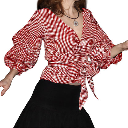 Blouse enroulée pour femmes avec des manches à volants Chic und Stil