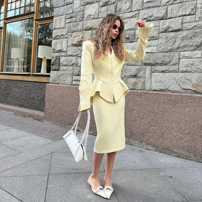 Dames Élégant Robe fourreau avec un chic design peplum Chic und Stil