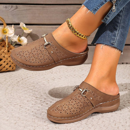 Sabots confortables pour femmes avec application florale Chic und Stil
