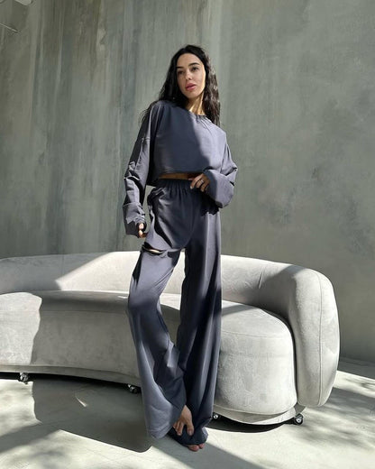 Women casual cropped top and wide leisure pants Chic and Style
