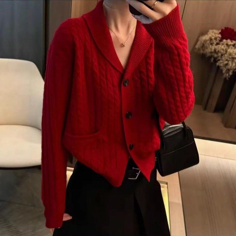 Cardigan femme avec motif en cable et poches plaquées Chic & Stil