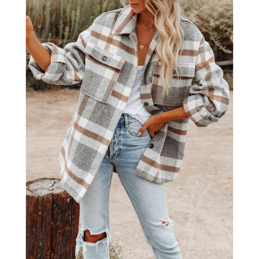 Blouse à carreaux pour femmes avec coupe oversized et poches Chic und Stil