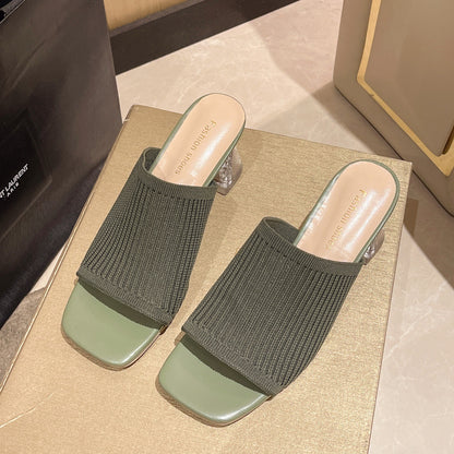 Sandales à glissière pour dames avec une structure en ribbing aérienne et un talon bloc transparent Chic und Stil