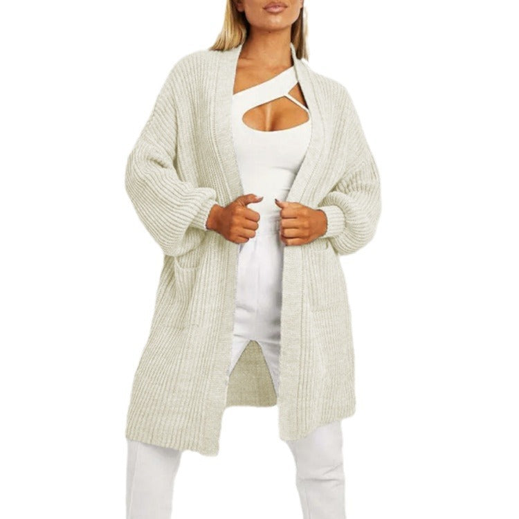 Cardigan en tricot épais pour femmes avec une coupe décontractée et des poches pratiques Chic und Still
