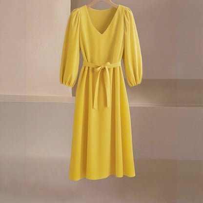 Robe maxi femme avec décolleté en V et élégantes manches bouffantes Chic und Stil