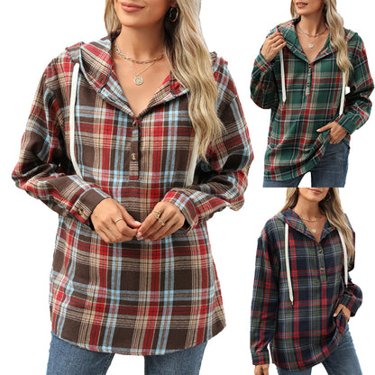 Dames Chemise à carreaux overshirt avec capuche et détails en boutons Chic und Stil