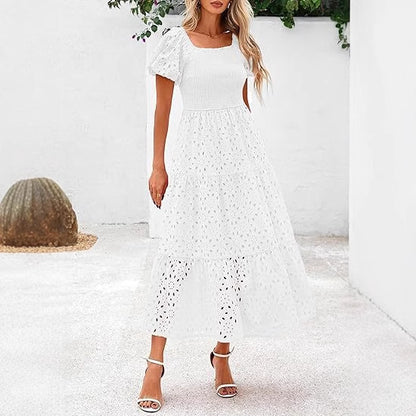 Robe maxi pour femmes avec motif ajouré décoratif et manches bouffantes Chic und Stil