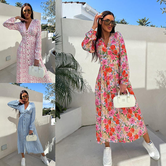 Robes maxi élégantes pour femmes avec motifs floraux et détails de boutons Chic und Stil