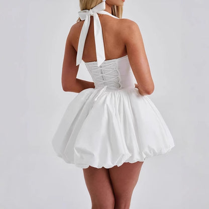 Dames Robe mini ludique avec bretelles et jupe volumineuse Chic und Stil