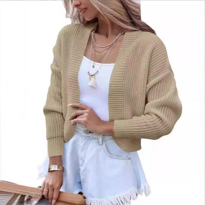 Casual knitted pullover for women with dropped shoulders and loose fit Chic and Style
