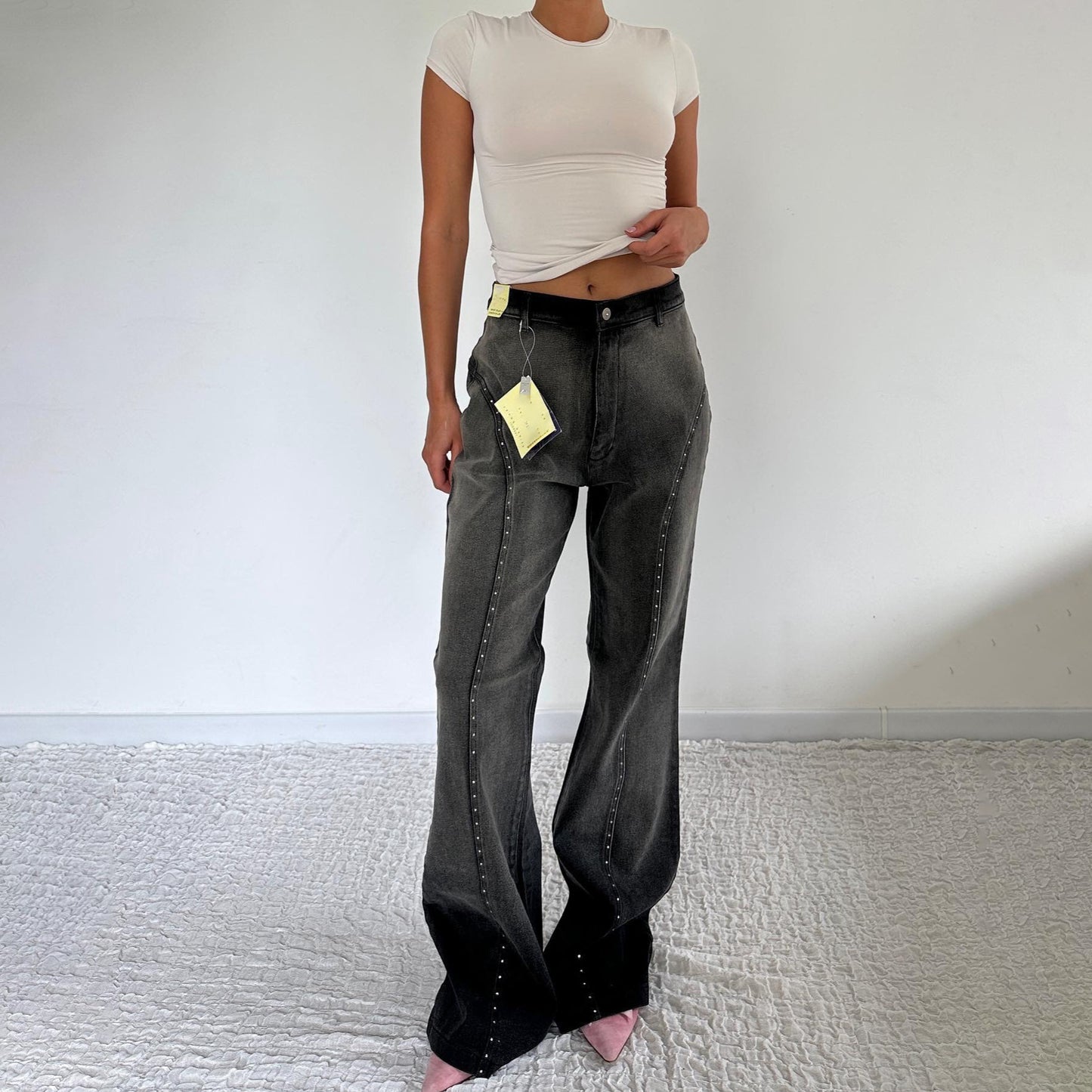 Dame Jeans avec des clous décoratifs Chic und Stil