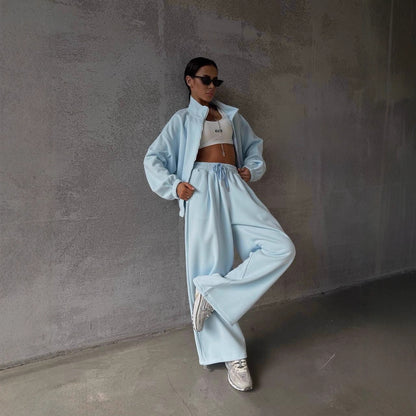 Casual polar tracksuit set for women with wide pants and oversized jacket Chic and Style