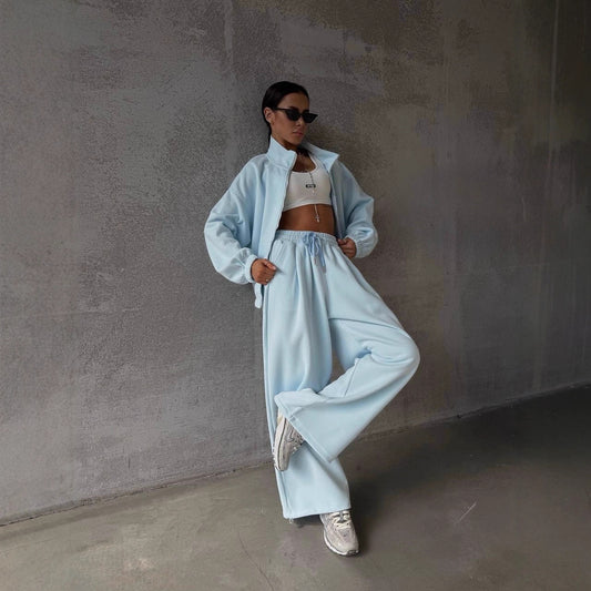 Casual polar tracksuit set for women with wide pants and oversized jacket Chic and Style
