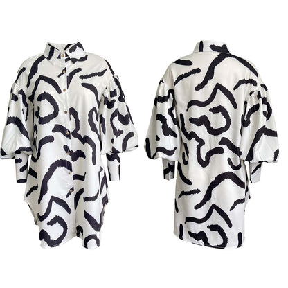 Robe chemise tendance pour femmes avec un motif accrocheur et des manches volantes Chic und Stil