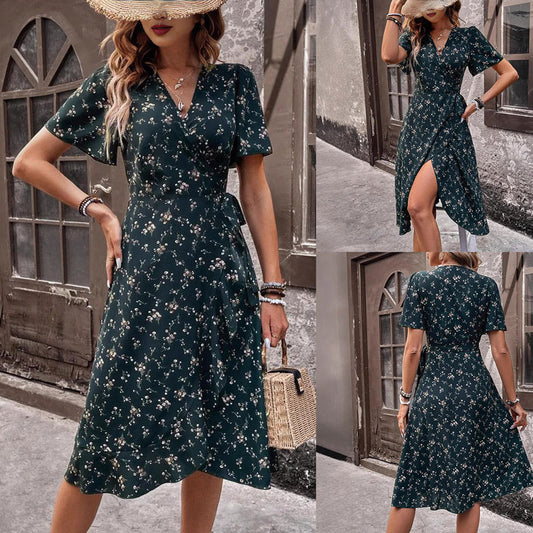 Robe portefeuille florale élégante pour dames Chic und Stil