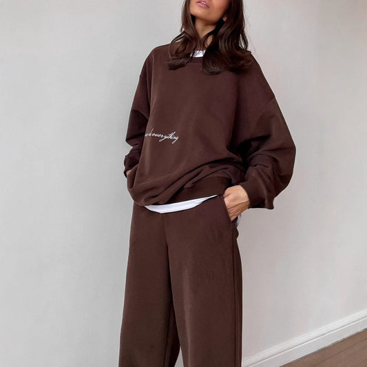 Dames ensemble de sweat-shirt surdimensionné et de jogging confortable Chic und Stil