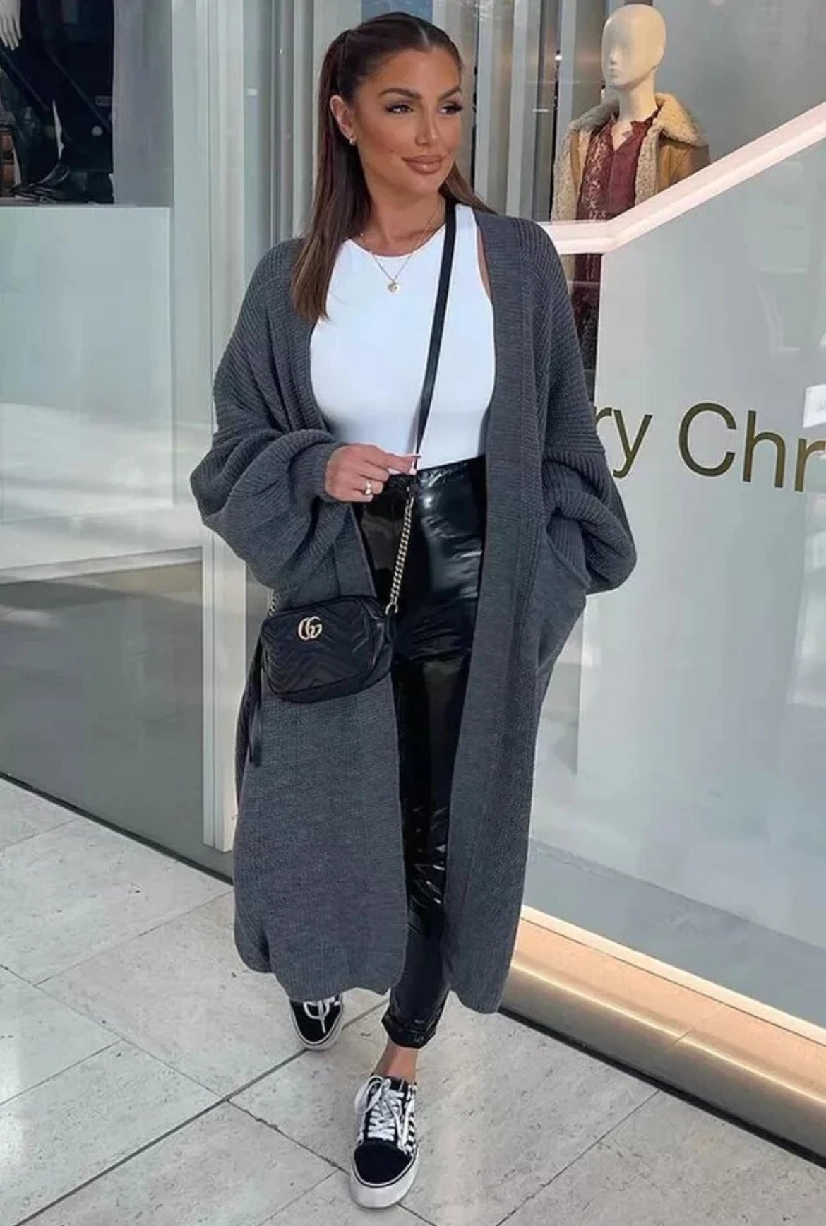 Cardigan en grosse maille pour femmes au style oversized décontracté avec poches pratiques Chic und Still