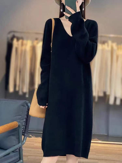 Robe tricot confortable pour femmes avec décolleté en V et coupe décontractée Chic und Stil