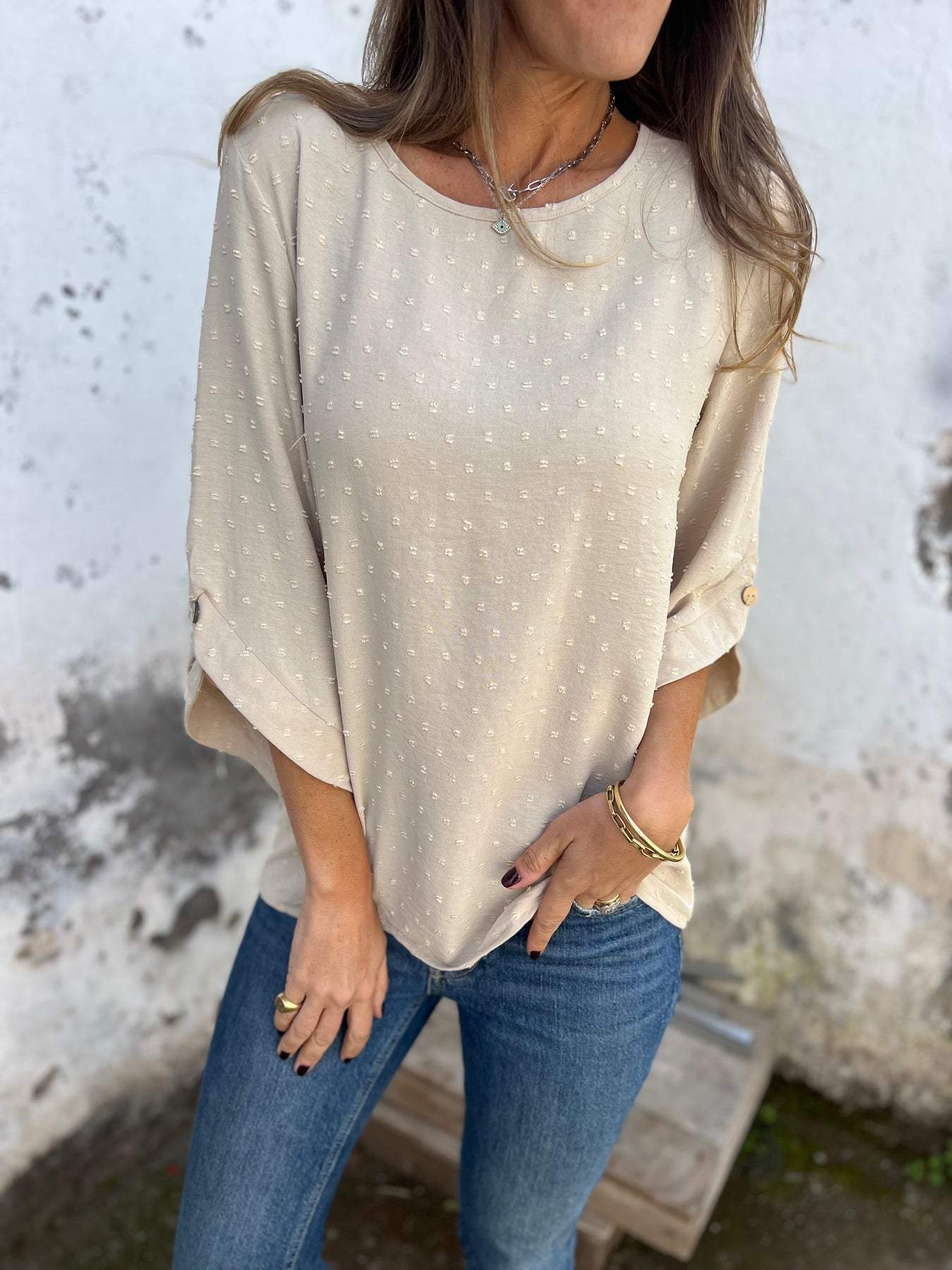 Blouse décontractée pour femmes avec design à pois décoratifs Chic und Stil