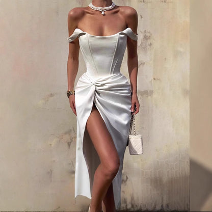 Robe maxi élégante pour femmes à épaules dénudées avec fente latérale et drapé raffiné Chic und Stil