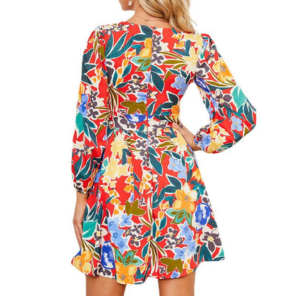 Robe courte pour femmes avec décolleté en V étroit et longues manches bouffantes Chic und Stil