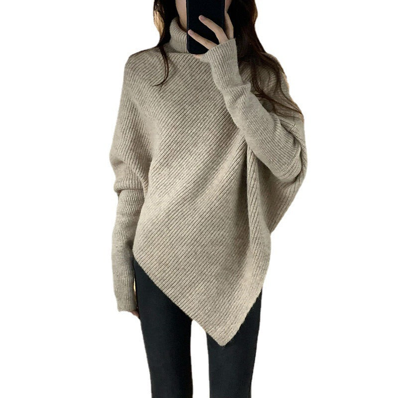 Asymmetrical knit sweater for women with a casual oversized design Chic und Stil