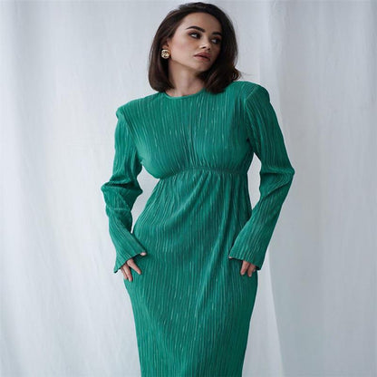 Femme Robe maxi élégante avec des plis structurés et des manches longues Chic und Stil
