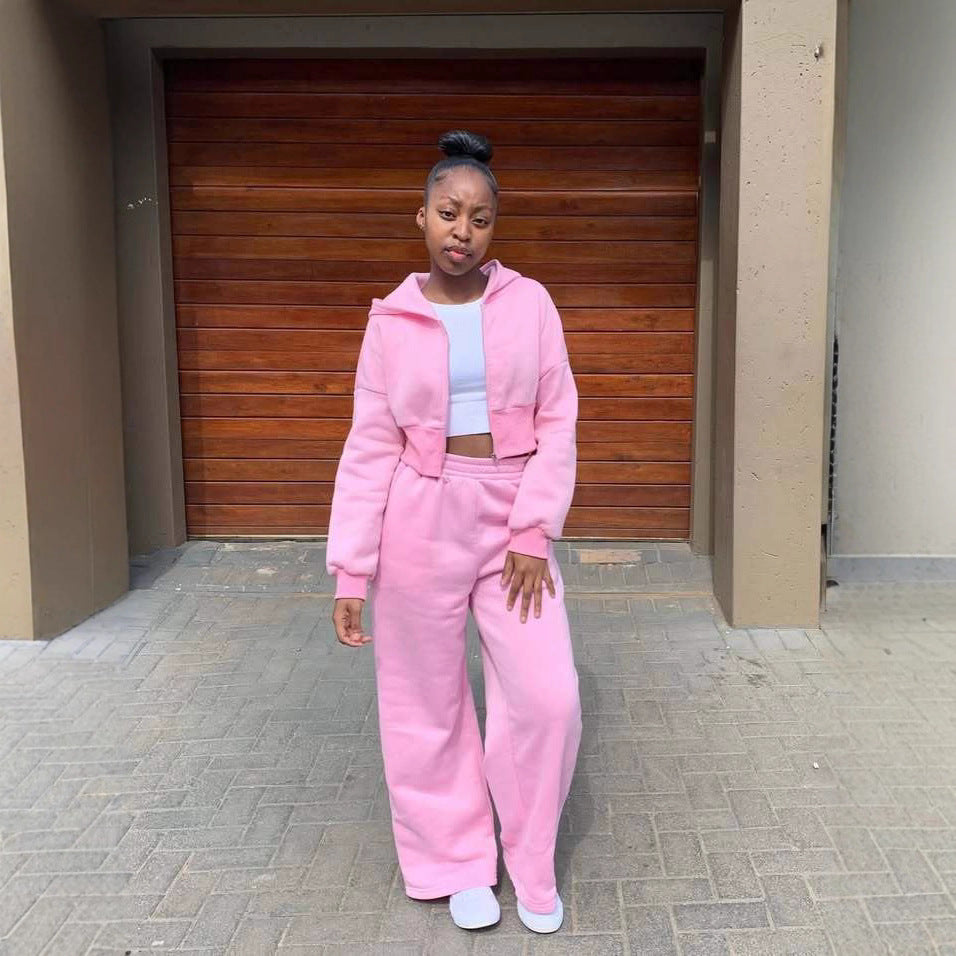 Women leisure jogging set with wide pants and cropped hoodie Chic and Style