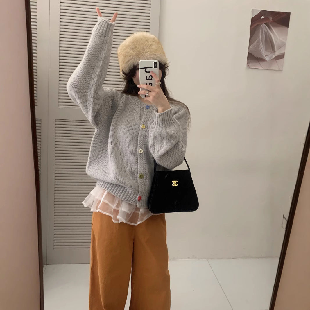 Dames Pull-over douillet avec des boutons colorés et coupe décontractée Chic und Stil
