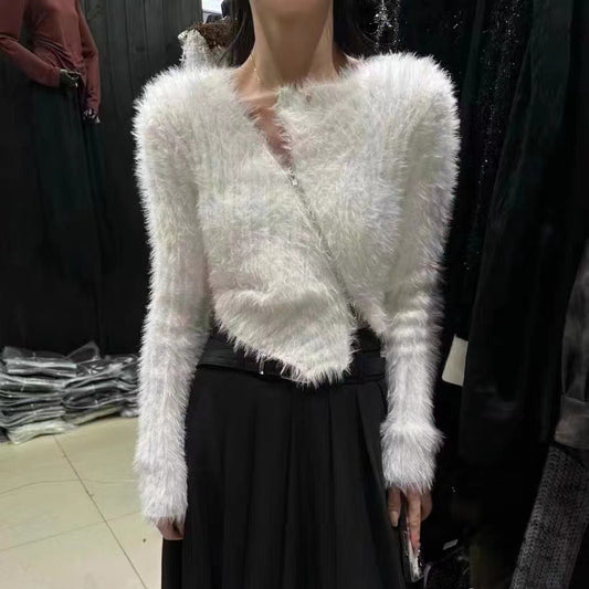Pull femme en peluche avec coupe tendance et fermeture éclair pratique Chic und Stil