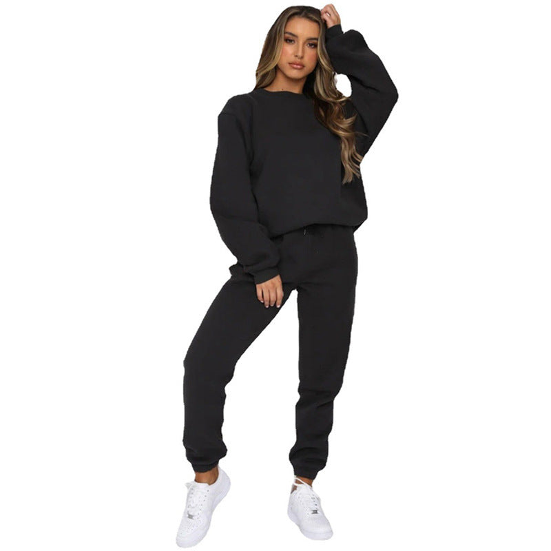 Women's comfortable sweatshirt and jogging pants set - Chic and stylish leisure set