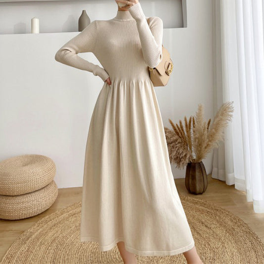Dames Robe maxi élégante avec col montant et taille élastique Chic und Stil