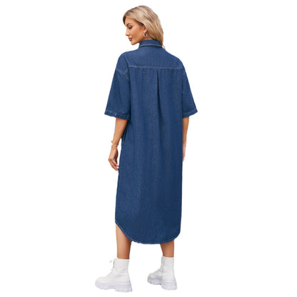 Robe en jean pour femmes avec col chemise et coupe cintrée Chic und Stil