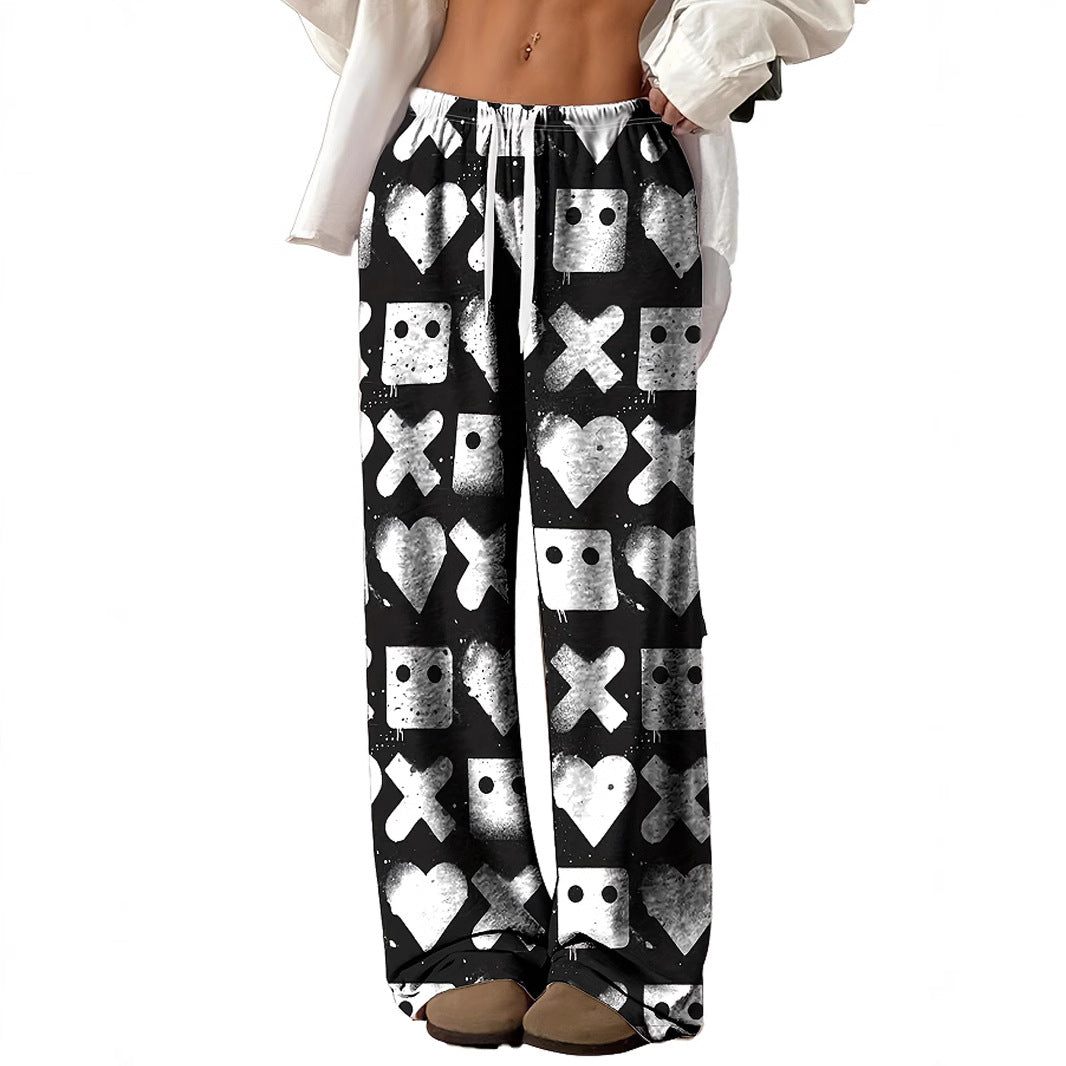 Chic and Style women's patterned lounge pants with elastic waistband and deep pockets