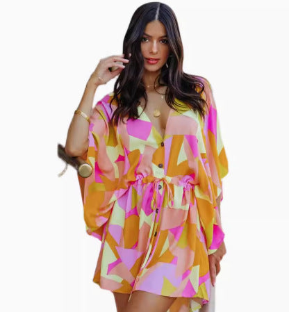 Robe à boutons imprimée fleurs Chic und Stil pour femmes