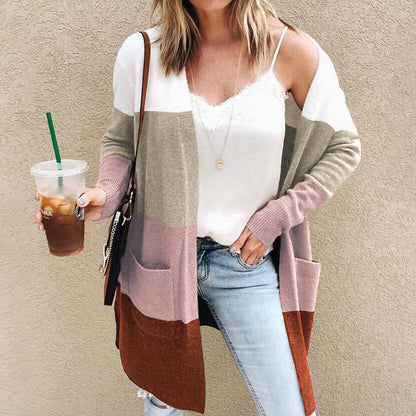 Veste en tricot pour femmes avec design en coloris bloc et poches pratiques Chic und Stil