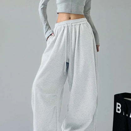 Wide women's jogger pants with elastic waistband Chic and Style