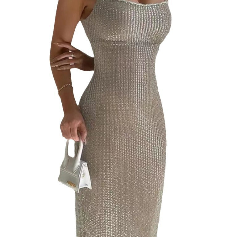 Robe à paillettes glamour pour femmes avec des bretelles spaghetti et silhouette cintrée Chic und Stil